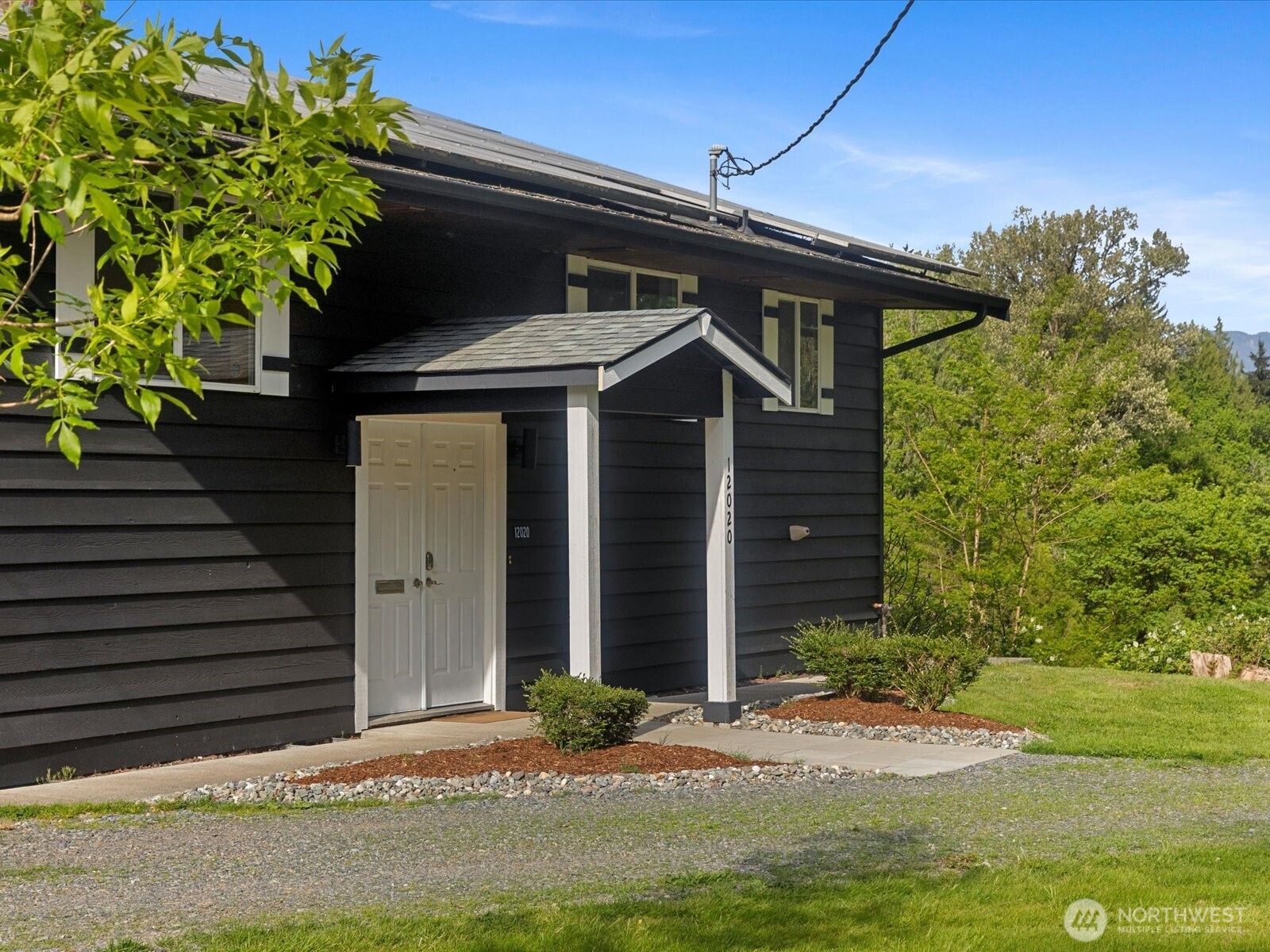 12020 Moen Road Granite Falls, WA 98252 - Photo 2 of 40