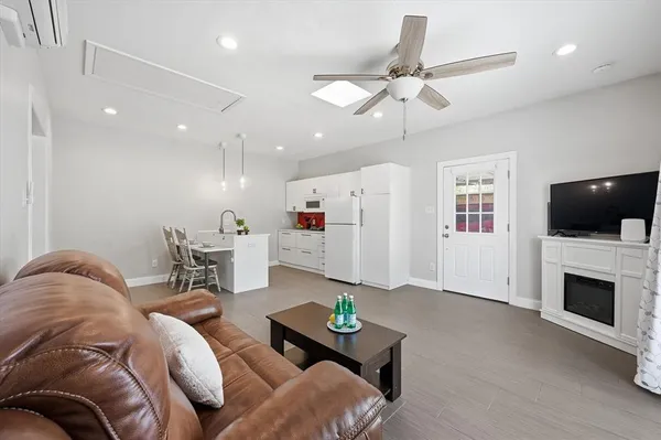 $600,000 | 628 Robindale Court, Bedford, TX 76022