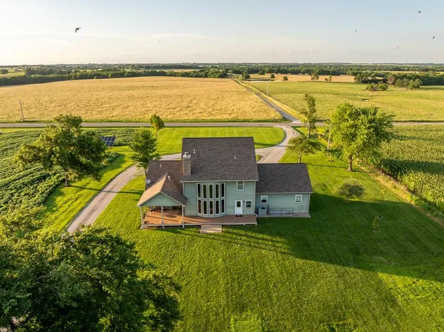 $559,000 | 10791 Northeast State Rte D, Butler, MO 64730