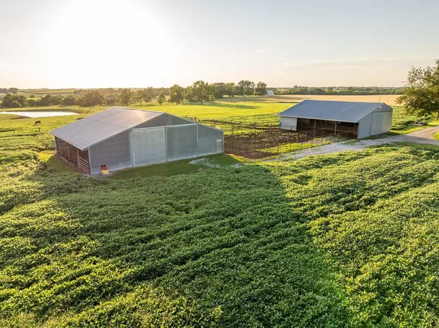 $559,000 | 10791 Northeast State Rte D, Butler, MO 64730