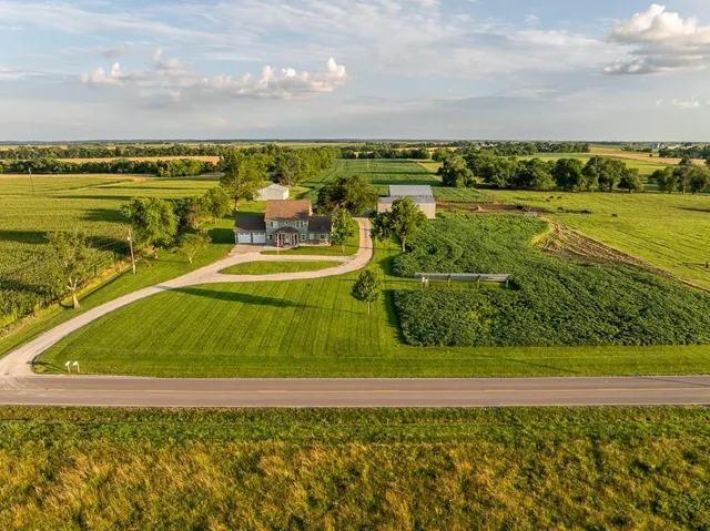 $559,000 | 10791 Northeast State Rte D, Butler, MO 64730