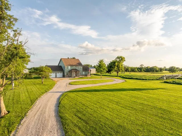 $559,000 | 10791 Northeast State Rte D, Butler, MO 64730