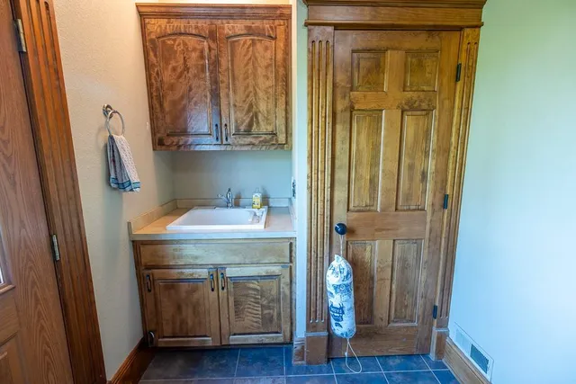 $559,000 | 10791 Northeast State Rte D, Butler, MO 64730