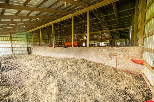 $559,000 | 10791 Northeast State Rte D, Butler, MO 64730