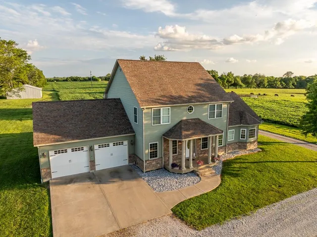 $559,000 | 10791 Northeast State Rte D, Butler, MO 64730