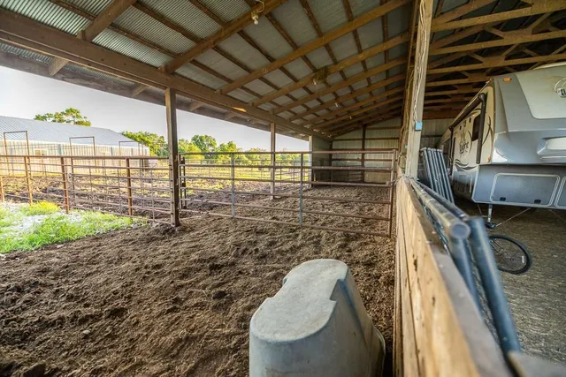 $559,000 | 10791 Northeast State Rte D, Butler, MO 64730