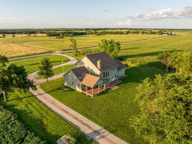 $559,000 | 10791 Northeast State Rte D, Butler, MO 64730