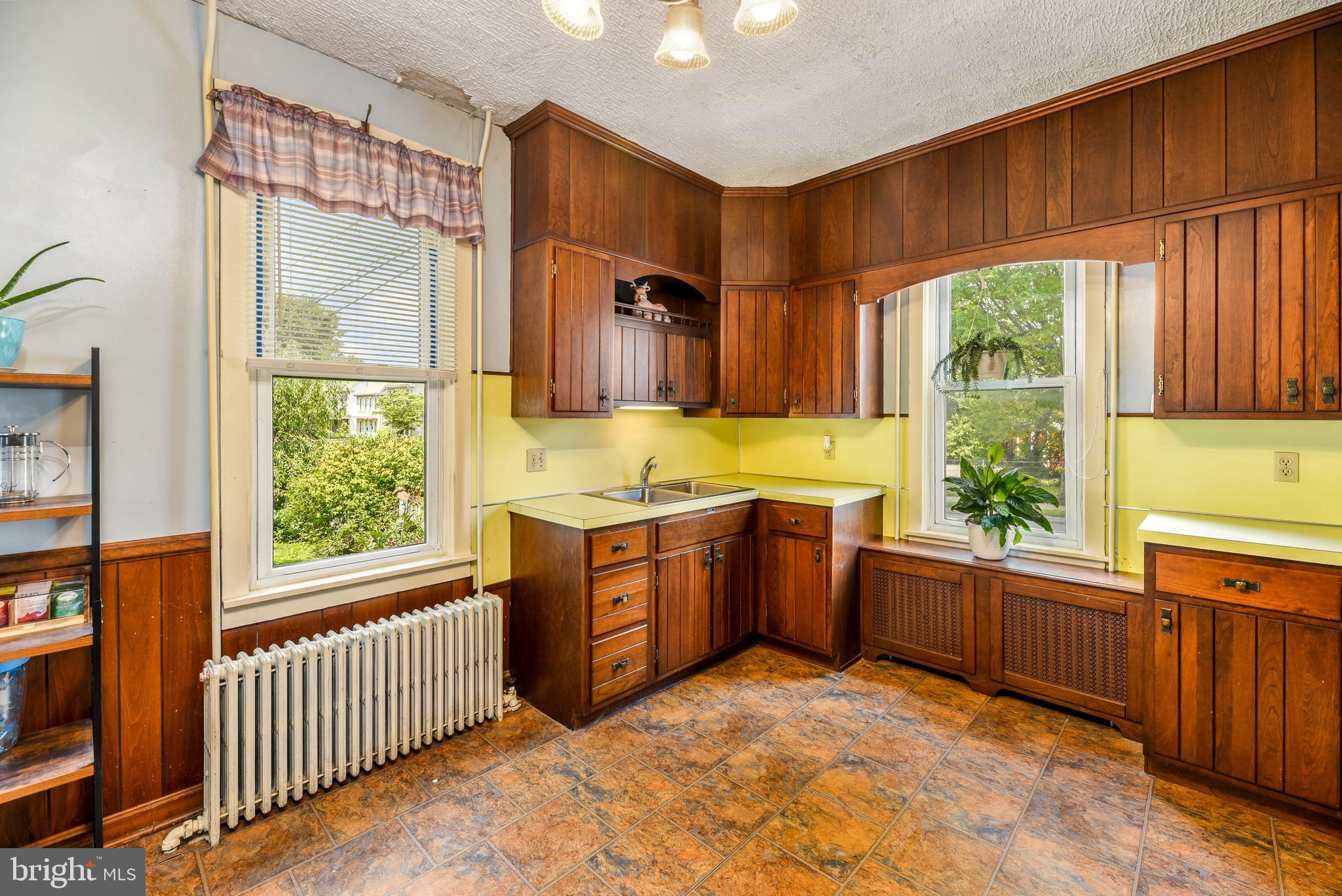 100 South Spruce Street Lititz, PA 17543 - Photo 9 of 28