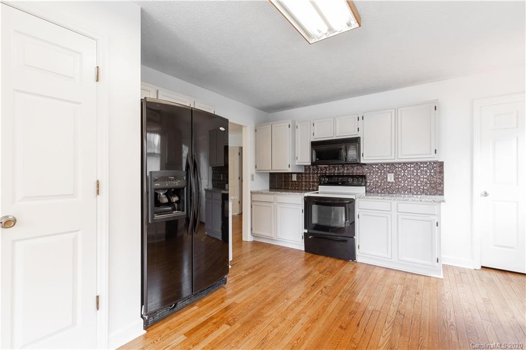 1241 Rabbit Run Road York, SC 29745 - Photo 6 of 27 Gallery Image 6