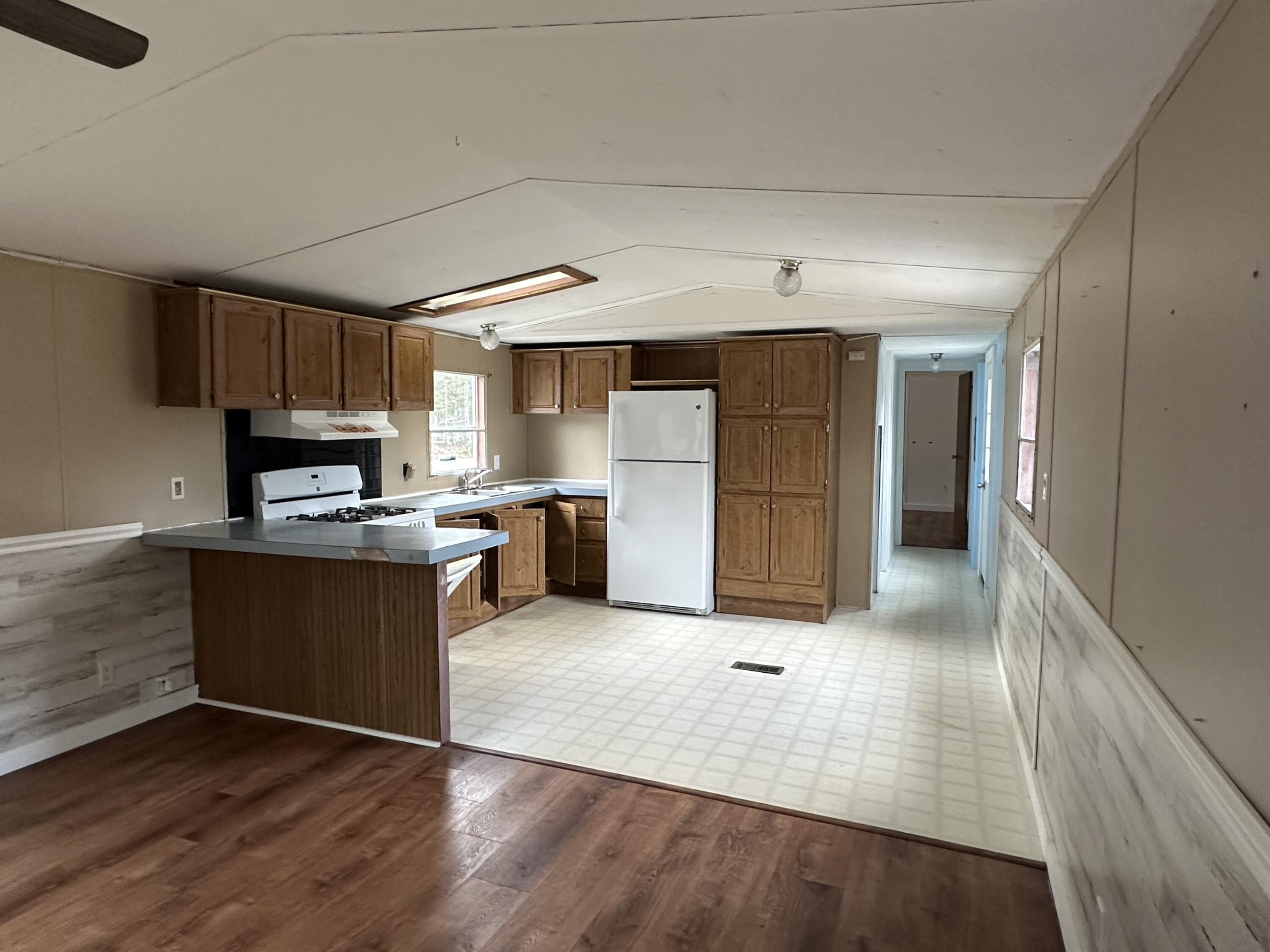 599 Toddy Pond Road Surry, ME 04684 - Photo 5 of 31