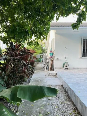 $7,500 | 204 191st Street, Sunny Isles Beach, FL 33160