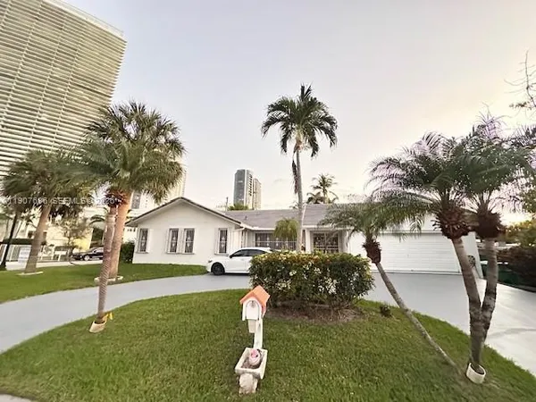 $7,500 | 204 191st Street, Sunny Isles Beach, FL 33160