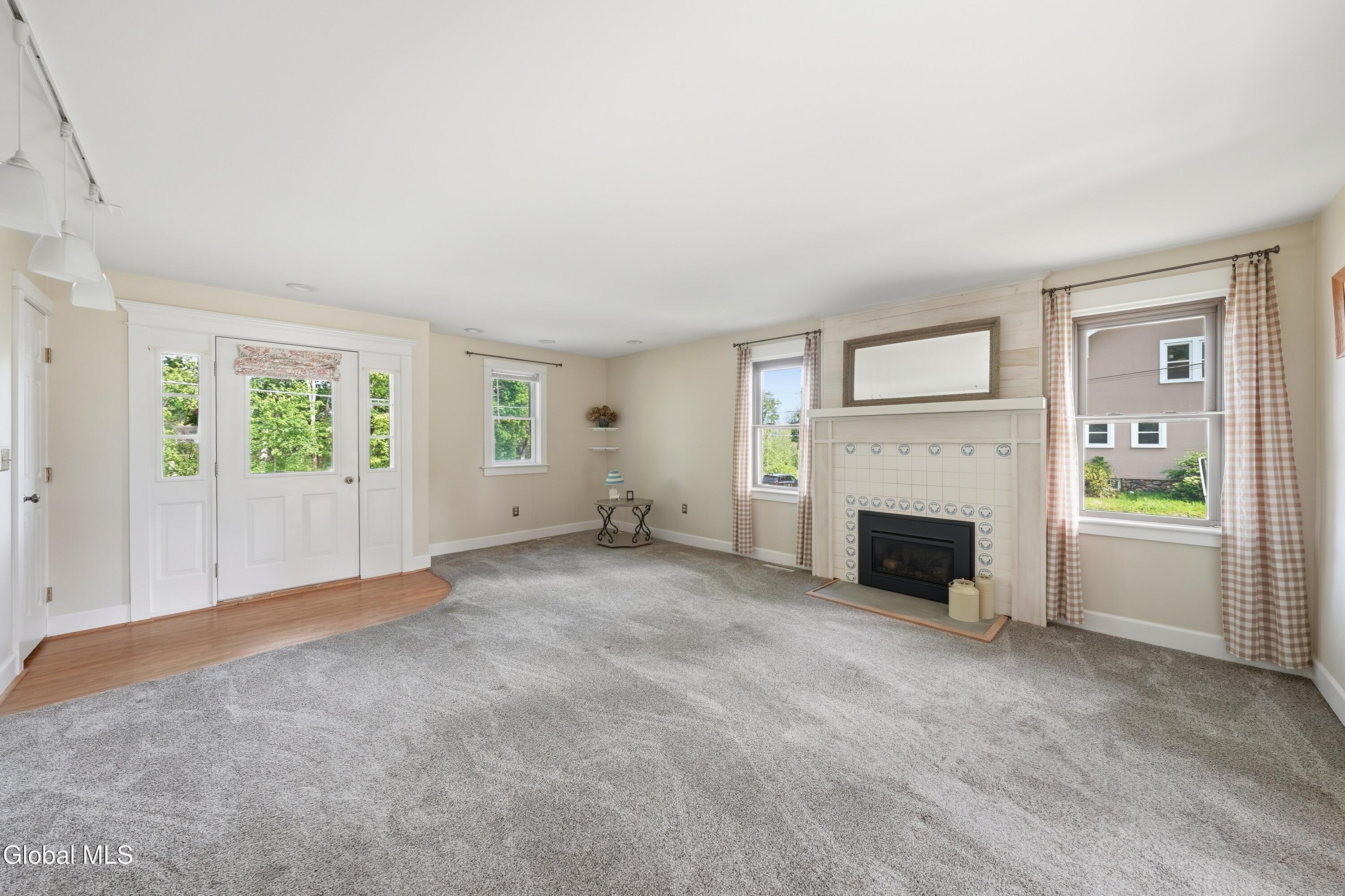 17 Midline Road Ballston, NY 12019 - Photo 13 of 57 DSC06224