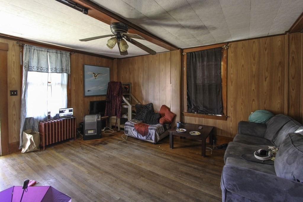 68 Bemis Road Fitchburg, MA 01420 - Photo 12 of 21 a living room with furniture and a window