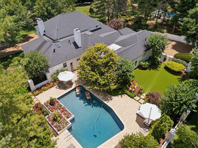 $2,750,000 | 89 Valley Forge, Nashville, TN 37205