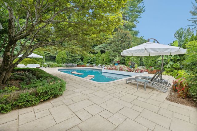 $2,750,000 | 89 Valley Forge, Nashville, TN 37205