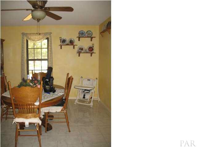 5371 Delona Road Milton, FL 32583 - Photo 5 of 14 Gallery Image 5