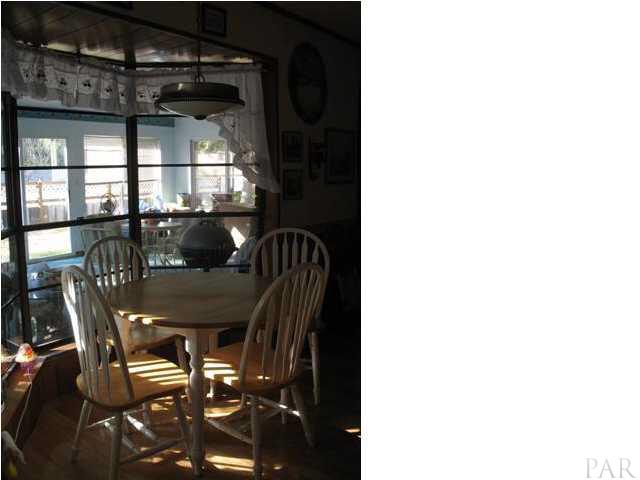 5371 Delona Road Milton, FL 32583 - Photo 10 of 14 Gallery Image 10