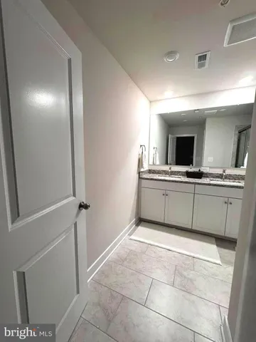 $3,200 | 23646 Crosswinds Way, California, MD 20619