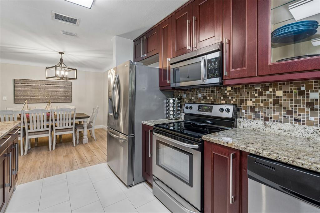 3282 Honeysuckle Road Largo, FL 33770 - Photo 30 of 92