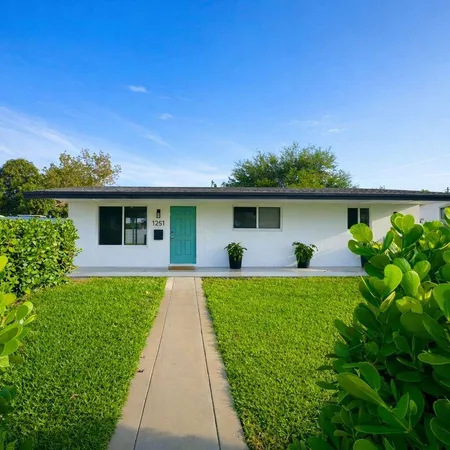 $3,450 | 1251 Northeast 211th Terrace, Miami, FL 33179