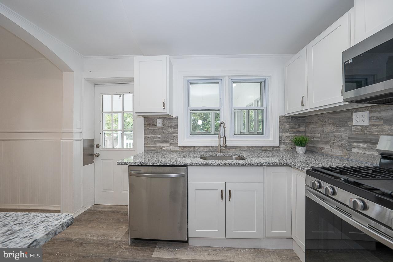 1229 Jefferson Avenue Woodlyn, PA 19094 - Photo 16 of 57