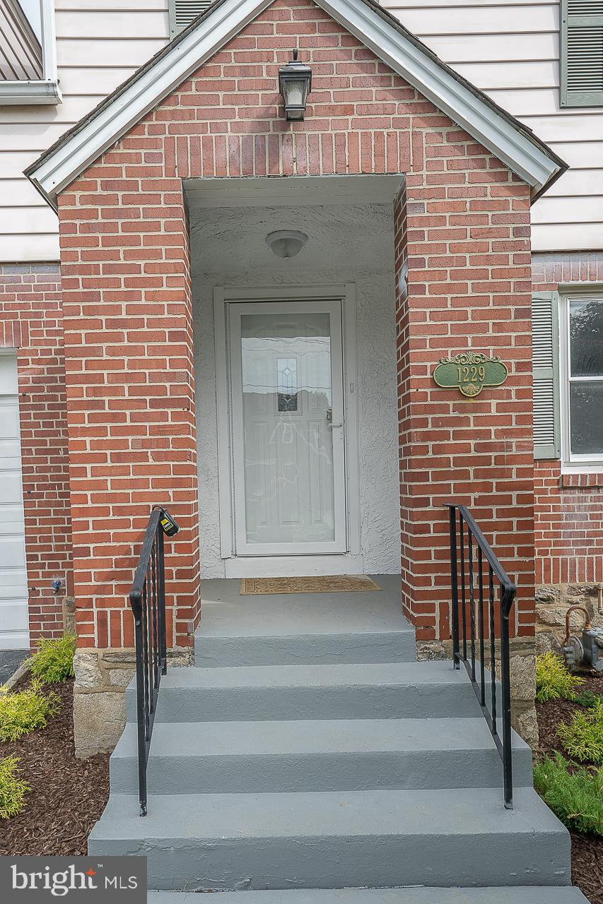 1229 Jefferson Avenue Woodlyn, PA 19094 - Photo 5 of 57