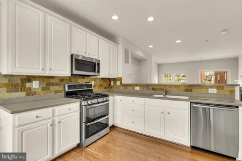 $5,350 | 1227 V Street Northwest, Washington, DC 20009