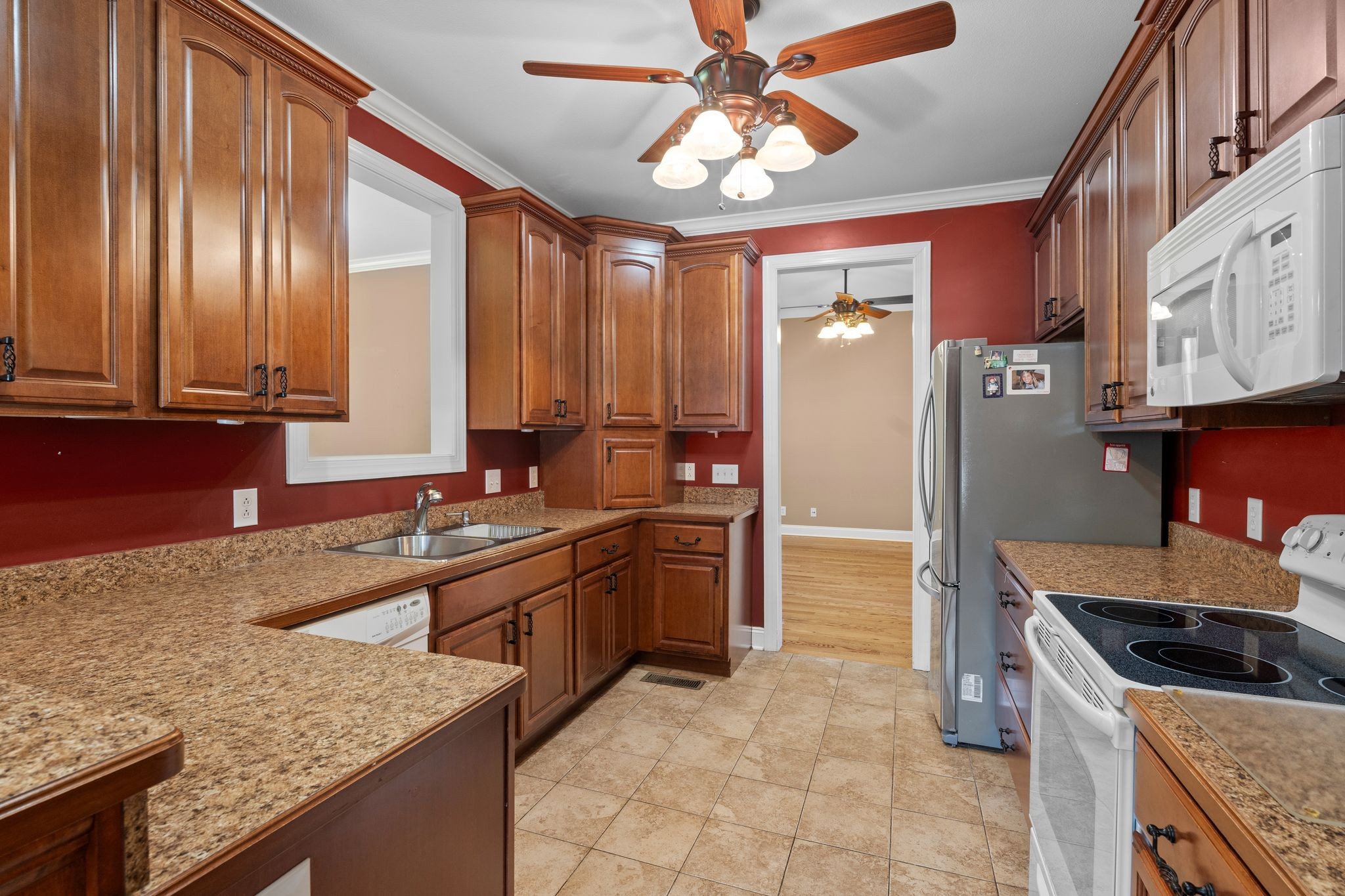 702 Gunn Lane Springfield, TN 37172 - Photo 11 of 32