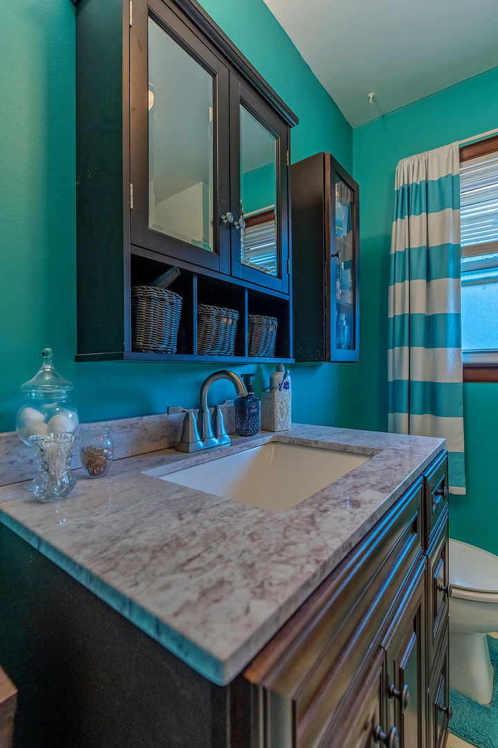 902 Warren Street Chenoa, IL 61726 - Photo 30 of 36 a kitchen with a table and chairs