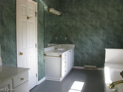 3481 Stanley Road Akron, OH 44333 - Photo 17 of 20 Gallery Image 17
