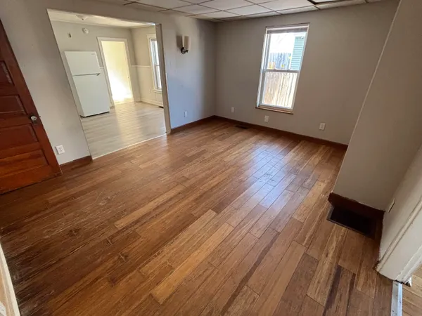 $1,500 | 42 Spruce Street, Unit 6, Sanford, ME 04073