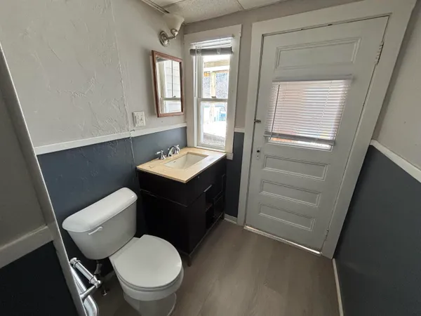 $1,500 | 42 Spruce Street, Unit 6, Sanford, ME 04073