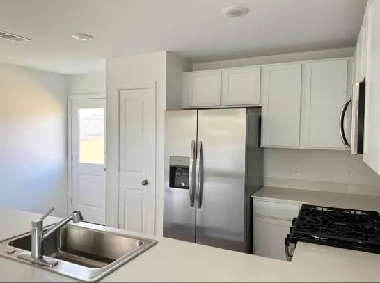 $1,625 | 2726 Pheasant Hill, Conroe, TX 77306