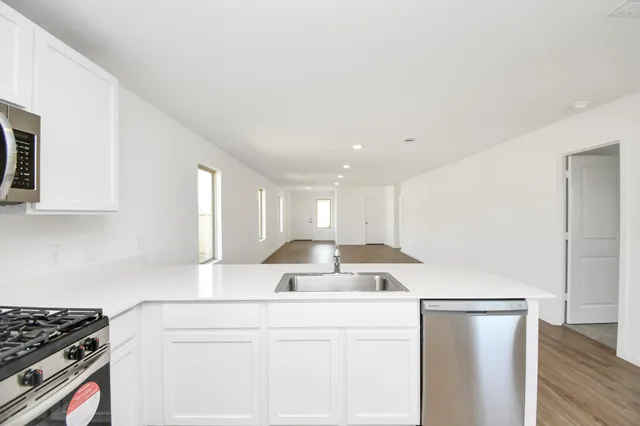 $1,625 | 2726 Pheasant Hill, Conroe, TX 77306