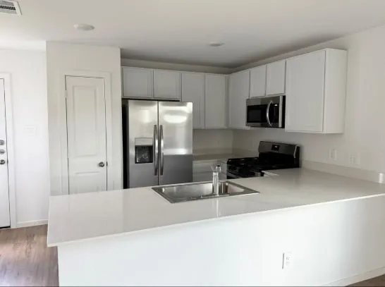 $1,625 | 2726 Pheasant Hill, Conroe, TX 77306