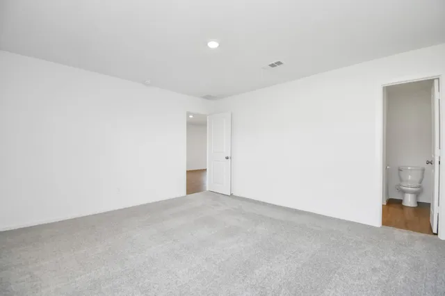 $1,625 | 2726 Pheasant Hill, Conroe, TX 77306