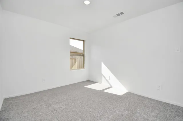 $1,625 | 2726 Pheasant Hill, Conroe, TX 77306