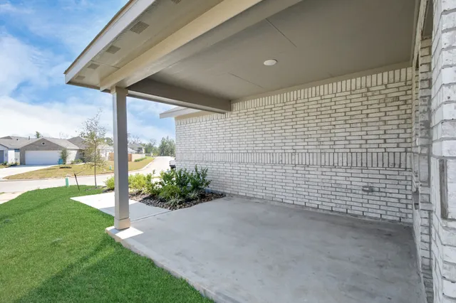 $1,625 | 2726 Pheasant Hill, Conroe, TX 77306