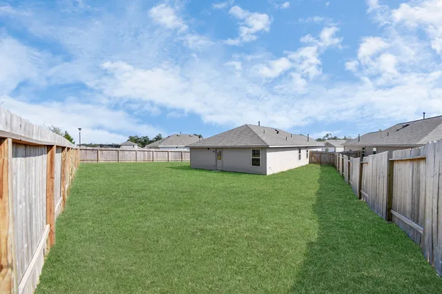 $1,625 | 2726 Pheasant Hill, Conroe, TX 77306