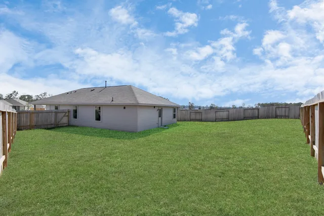 $1,625 | 2726 Pheasant Hill, Conroe, TX 77306