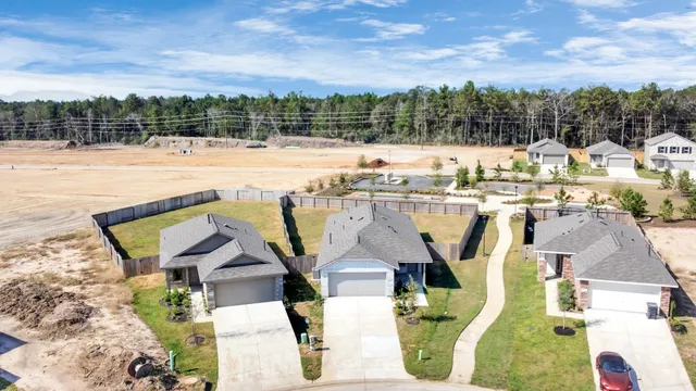 $1,625 | 2726 Pheasant Hill, Conroe, TX 77306