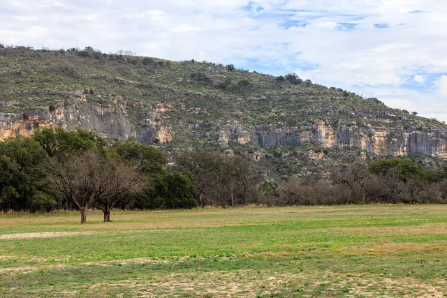 $6,150,000 | 256 Persimmon Point, Mason, TX 76856