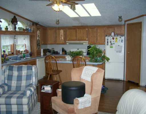 314 Cornetti Road Fenelton, PA 16034 - Photo 3 of 8 Kitchen.