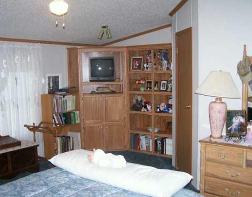 314 Cornetti Road Fenelton, PA 16034 - Photo 5 of 8 Master Bedroom.