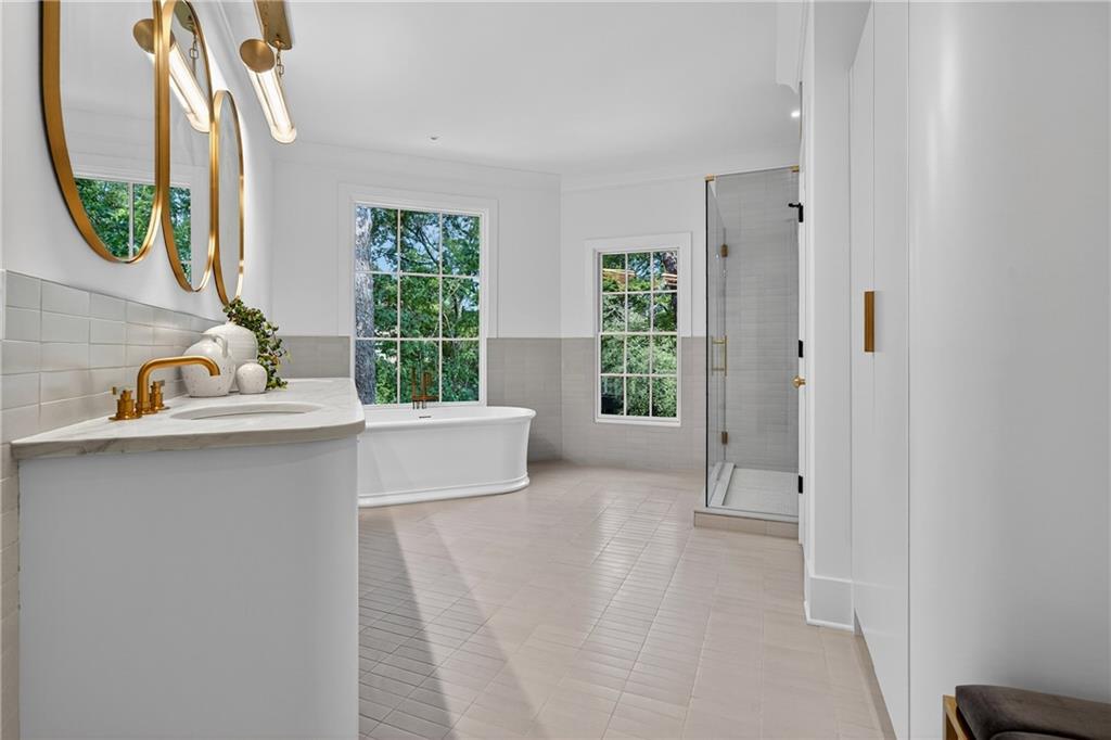 1176 Lullwater Road Northeast Atlanta, GA 30307 - Photo 23 of 54