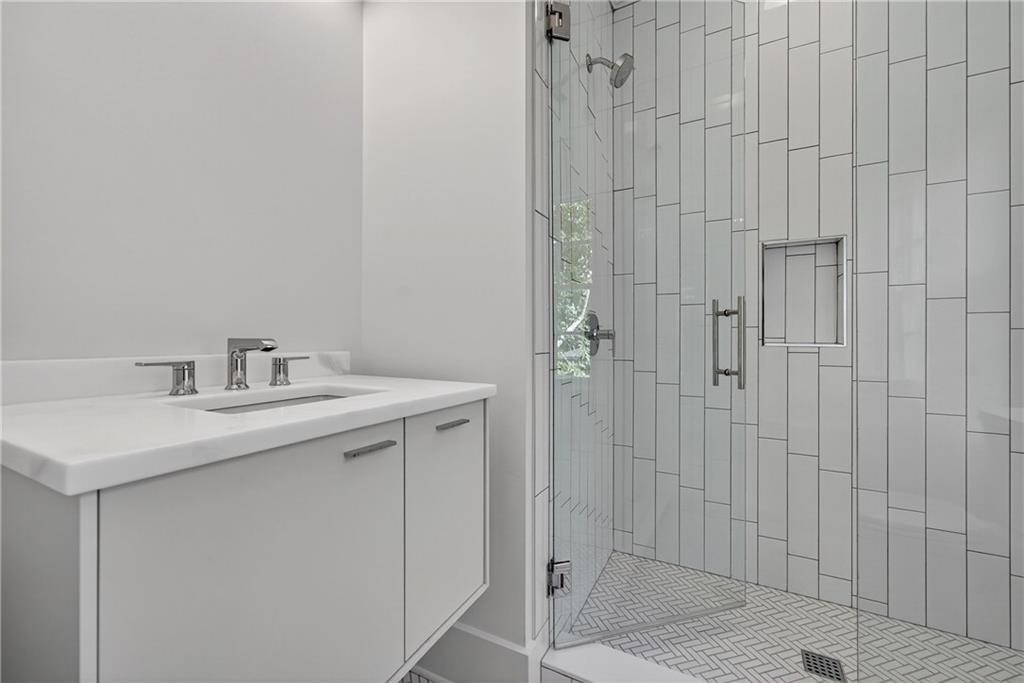 1176 Lullwater Road Northeast Atlanta, GA 30307 - Photo 38 of 54