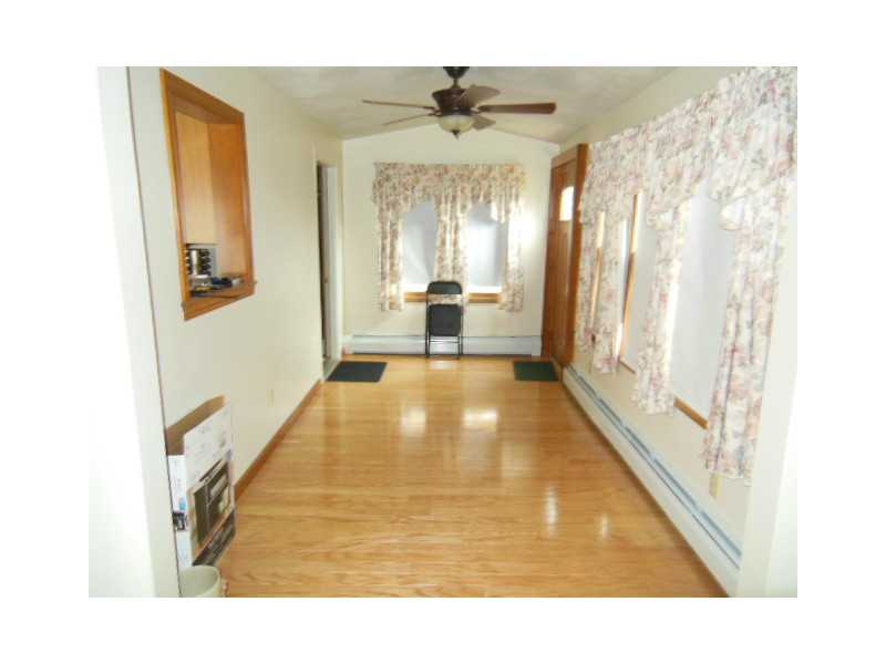 566 Knotty Oak Road Coventry, RI 02816 - Photo 11 of 23 Entry.