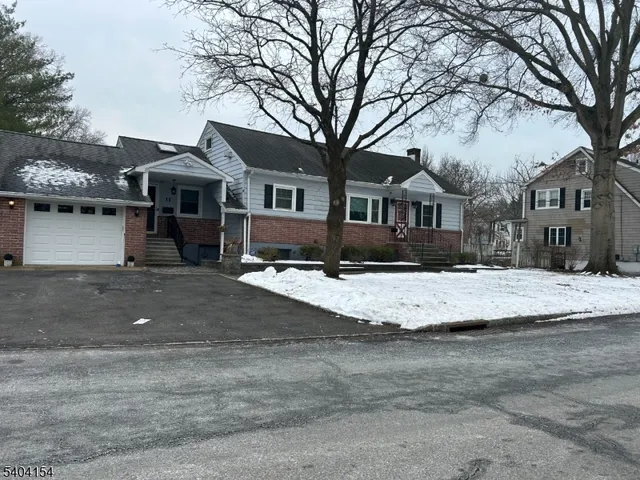 $2,300 | 11 Station Road, Madison, NJ 07940