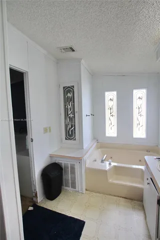 $149,000 | 105 Northeast 8th Avenue, Okeechobee, FL 34972